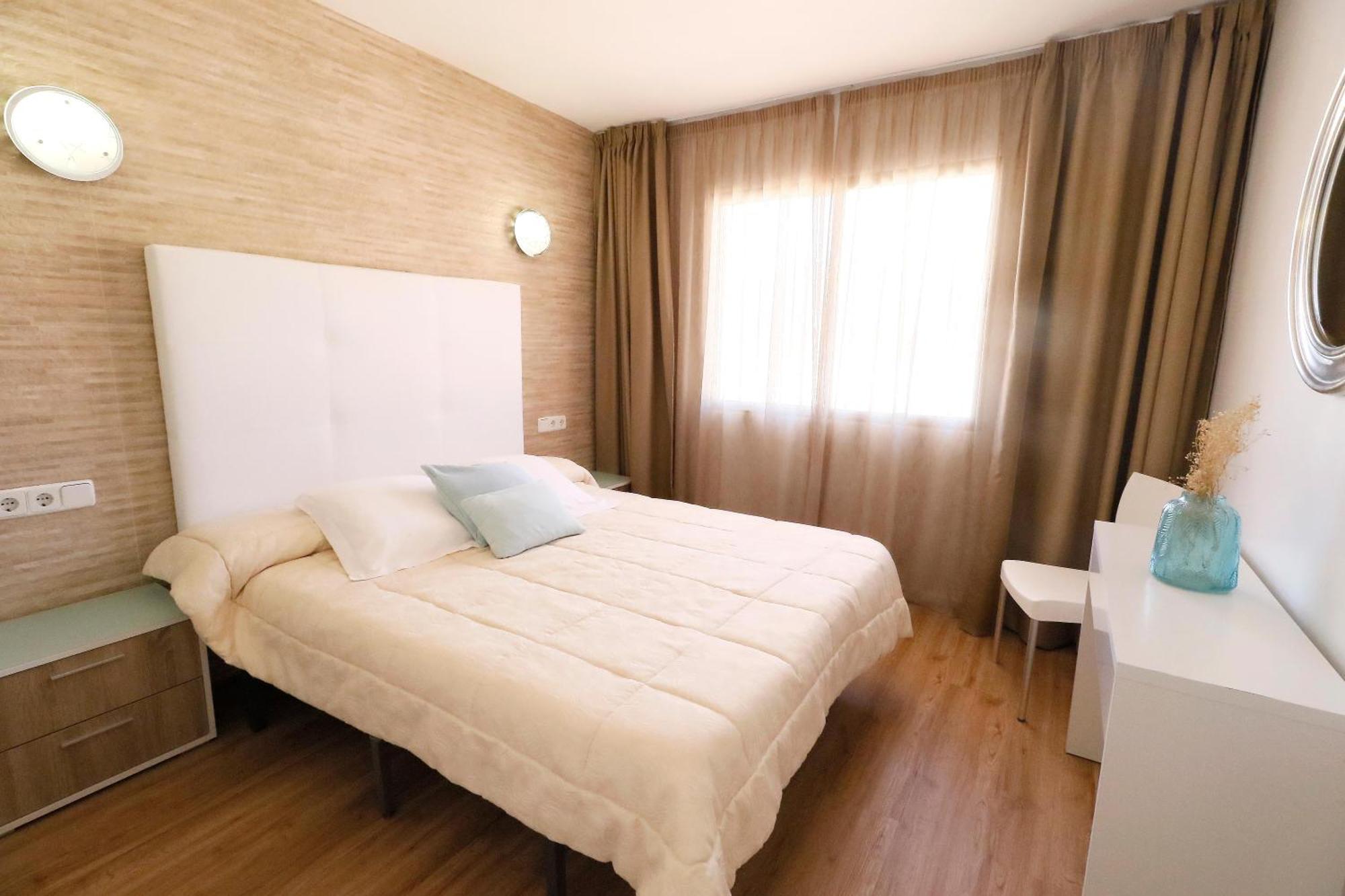 Naika Studios & Apartments Palmanova Exteriör bild