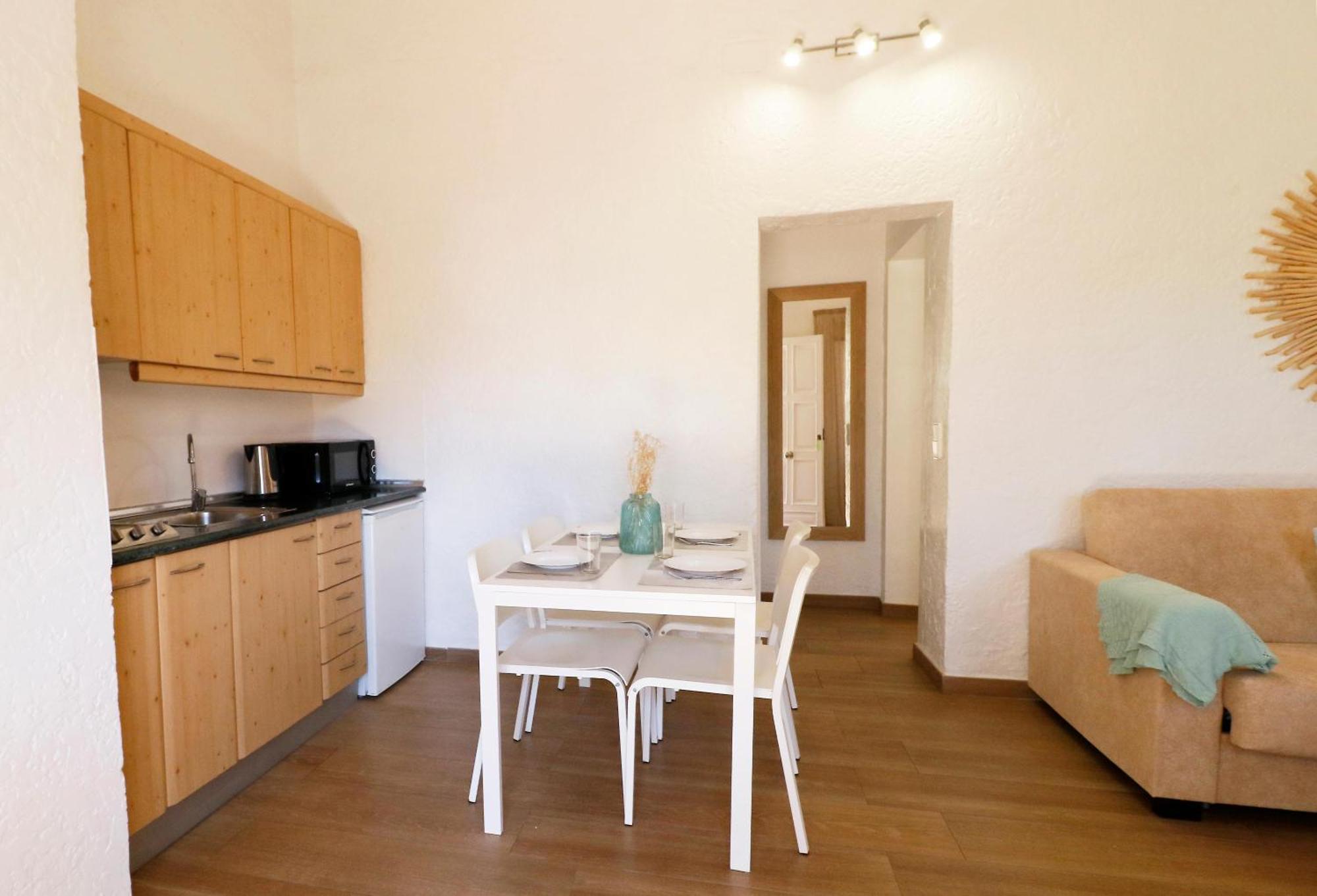 Naika Studios & Apartments Palmanova Exteriör bild